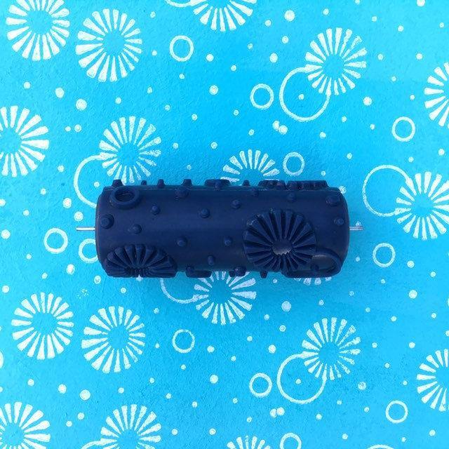 Pattrned paint rollerNo 124,DAISY, pattern paint, wall decoration, house painting, 15cm,,patterned paint roller designs